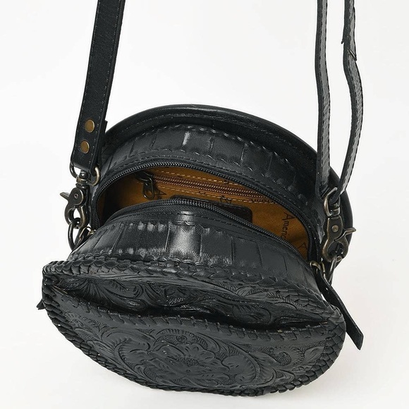 Canteen Genuine Western Leather Women Purse - Picture 3 of 3